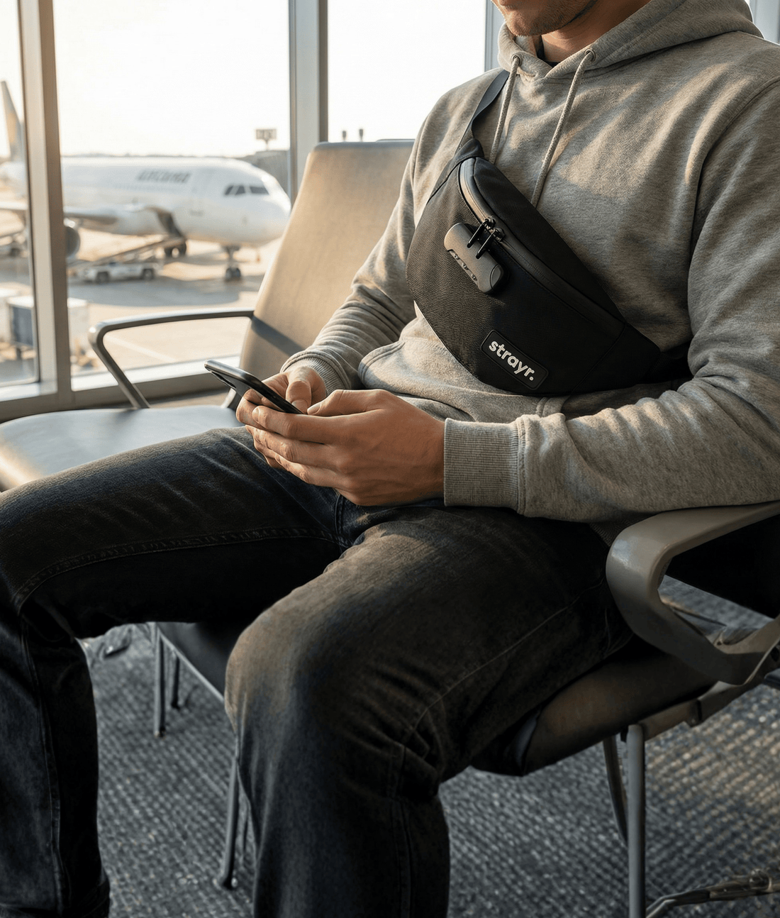 strayr.™ strayr.™ Anti-Theft Lockable Fanny Pack - Original Black